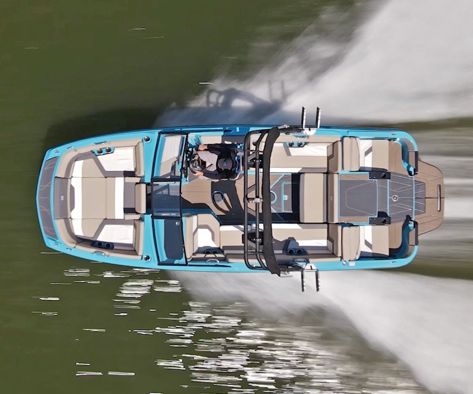2022 Heyday H22 wakeboat